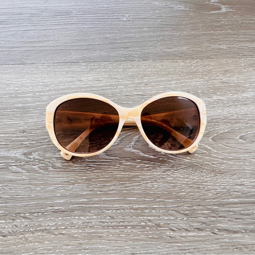 Coach™️ Ivory Tortoise Sunglasses